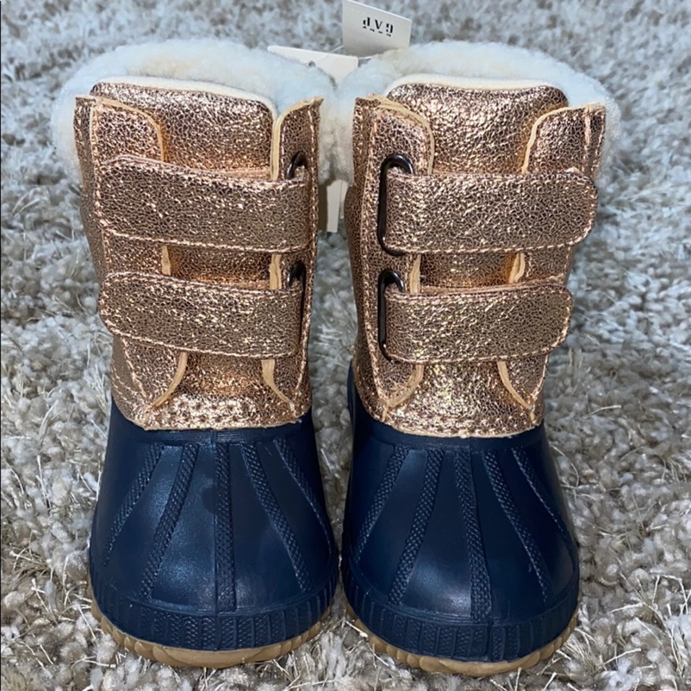 GAP toddler rose gold duck boots